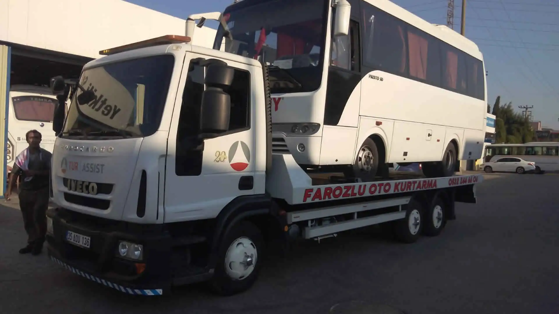 Karşıyaka Acil Çekici